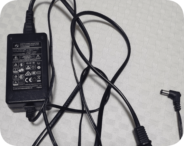 *Brand NEW*Suitable for FJ Switching Power Adapter 15V 1000mA Round-Plug Piano Charger Model FJ-SW20261501000D
